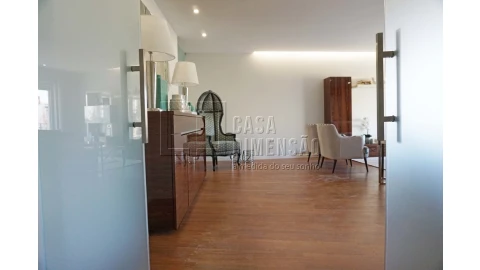 Apartamento T4 para Venda em Oeiras e São Julião da Barra, Paço de Arcos e Caxias