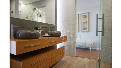 Apartamento T4 para Venda em Oeiras e São Julião da Barra, Paço de Arcos e Caxias