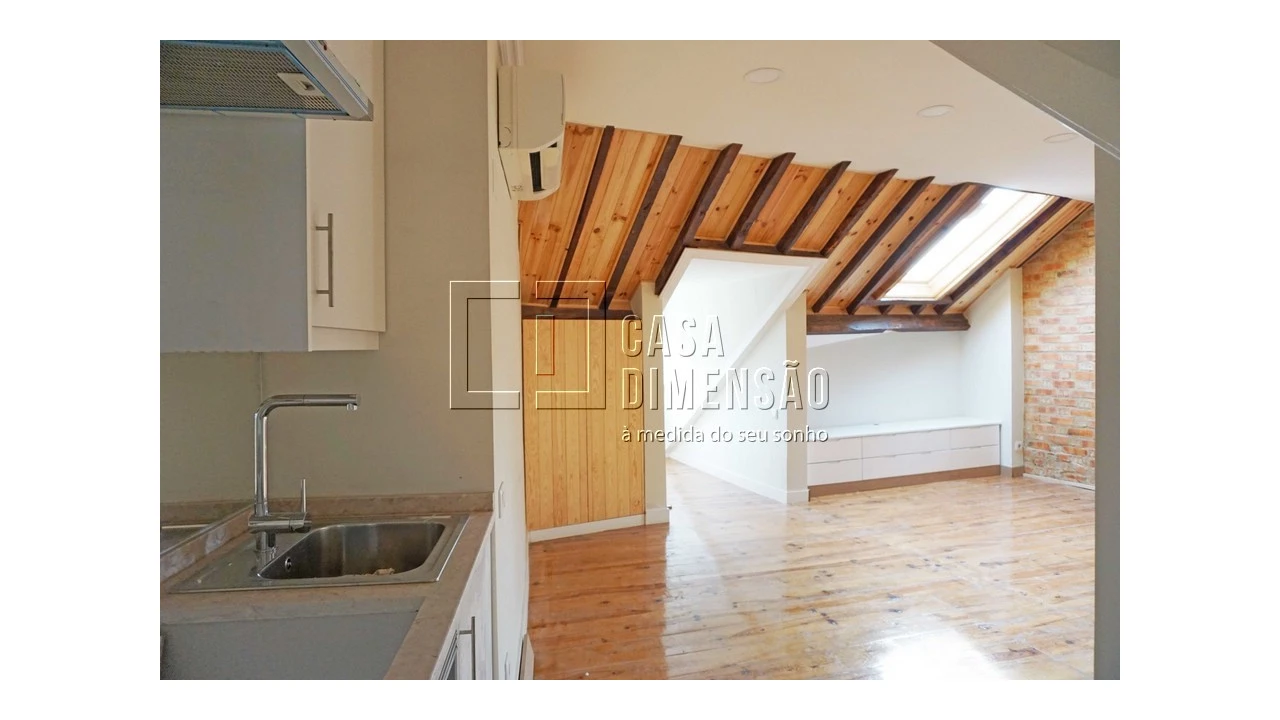 Apartamento T1 para Venda em Misericórdia Foto 9