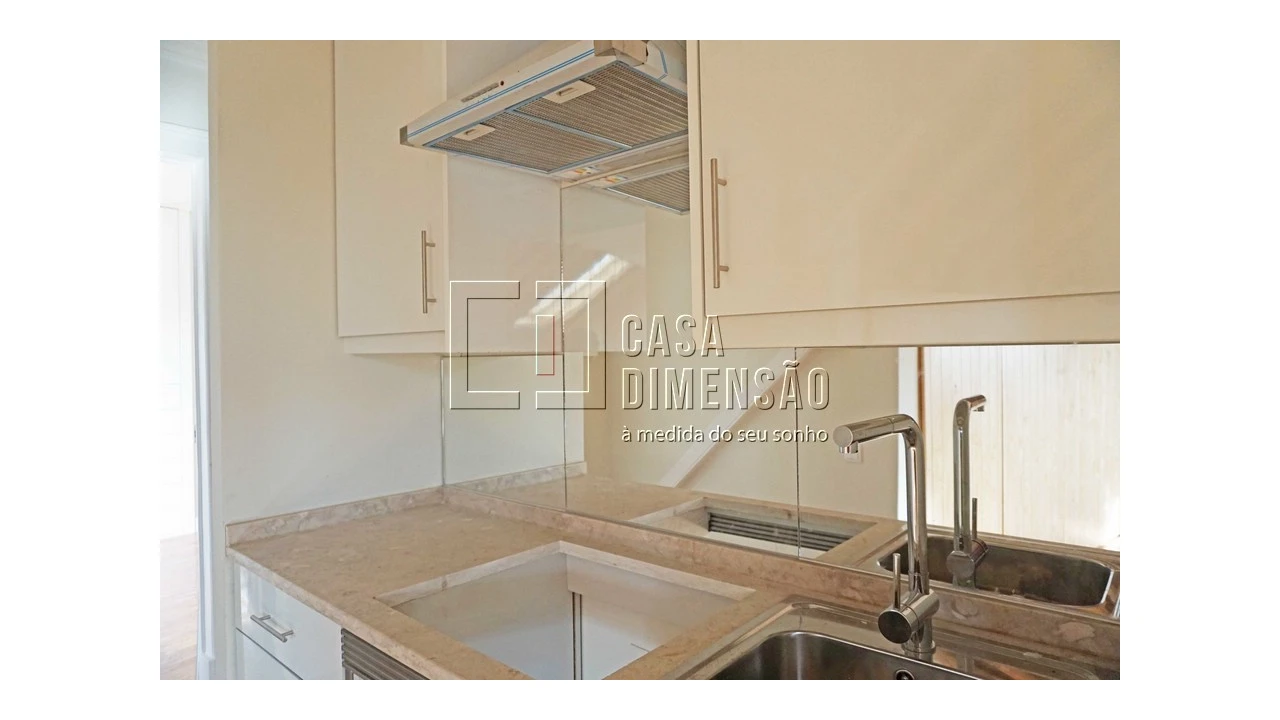 Apartamento T1 para Venda em Misericórdia Foto 10
