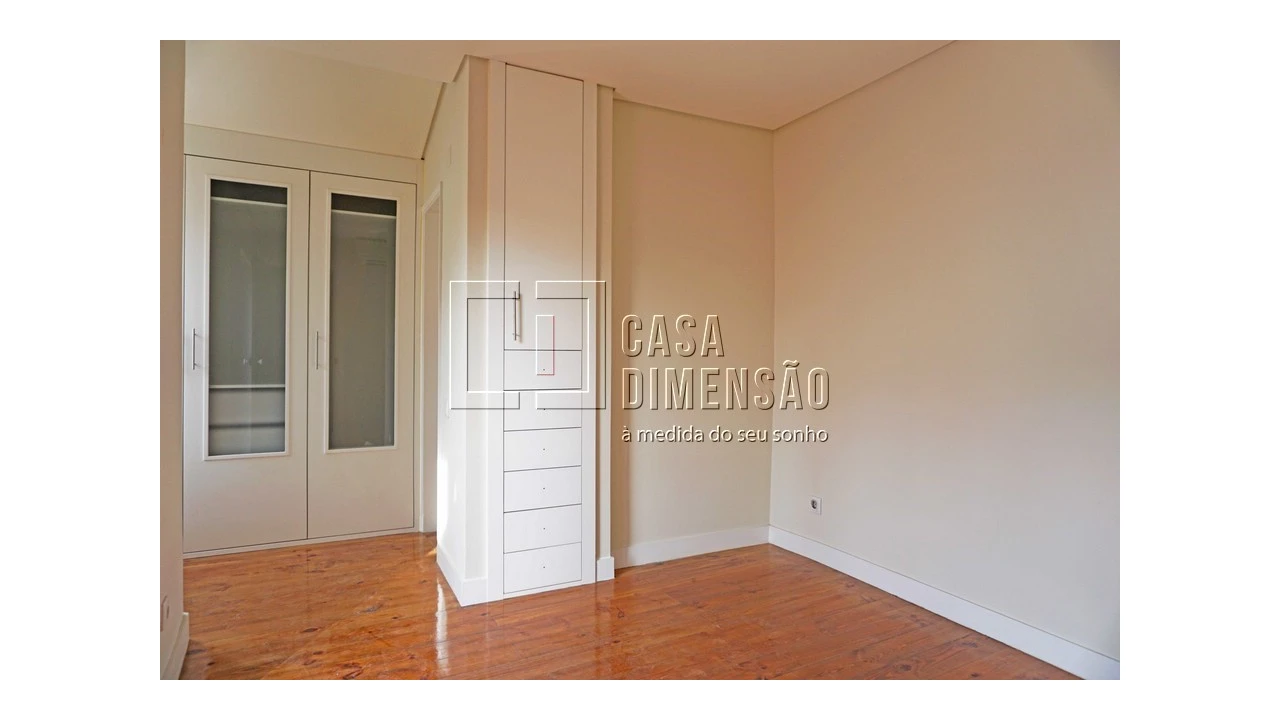 Apartamento T1 para Venda em Misericórdia Foto 11