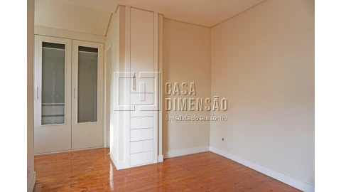 Apartamento T1 para Venda em Misericórdia