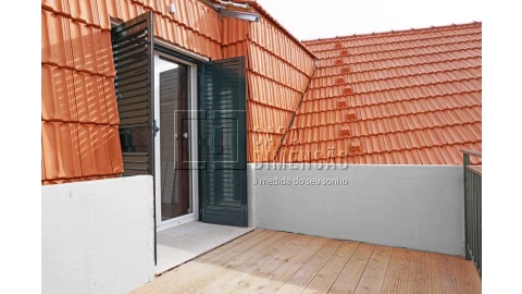 Apartamento T1 para Venda em Misericórdia