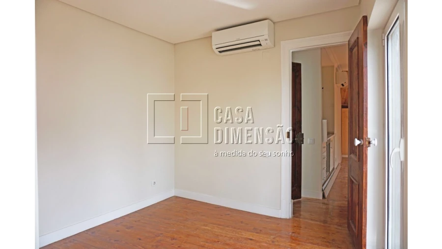 Apartamento T1 para Venda em Misericórdia Foto 14