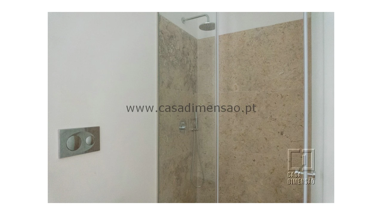 Apartamento T1 para Venda em Ajuda Foto 16