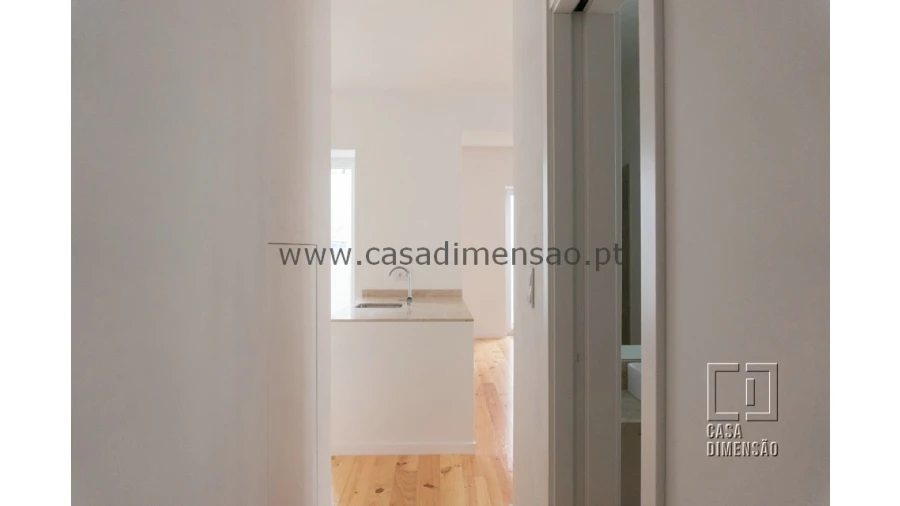 Apartamento T1 para Venda em Ajuda Foto 2