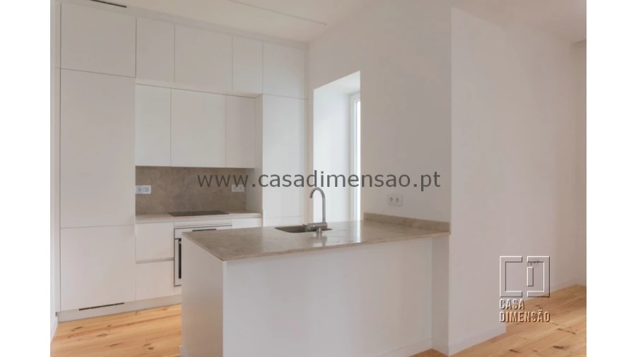 Apartamento T1 para Venda em Ajuda Foto 6