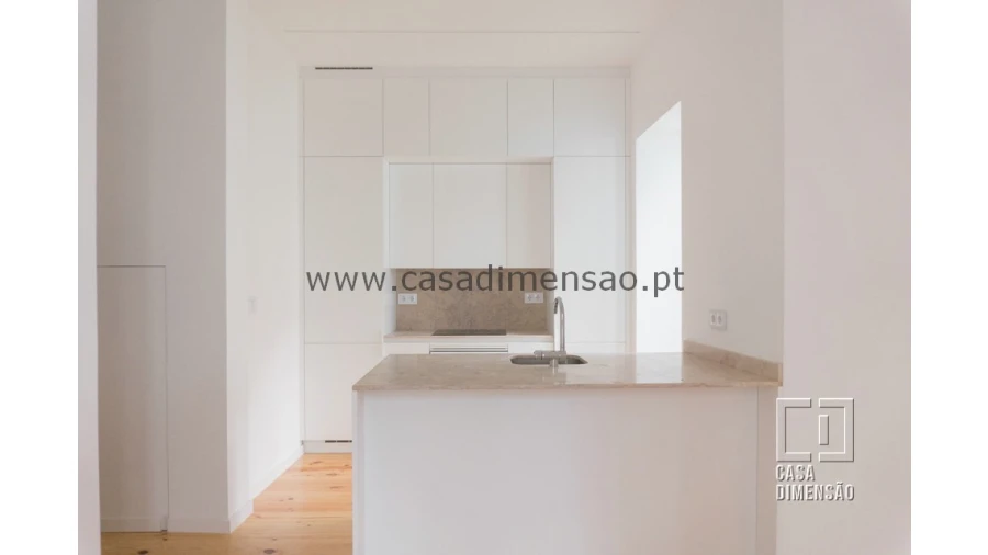 Apartamento T1 para Venda em Ajuda Foto 7