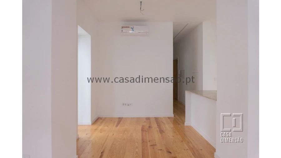 Apartamento T1 para Venda em Ajuda Foto 9