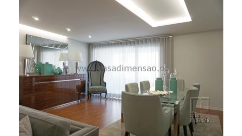 Apartamento T2 para Venda em Oeiras e São Julião da Barra, Paço de Arcos e Caxias