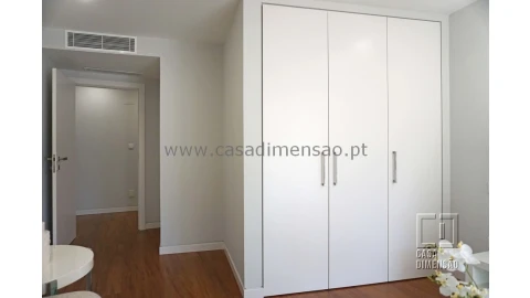 Apartamento T2 para Venda em Oeiras e São Julião da Barra, Paço de Arcos e Caxias