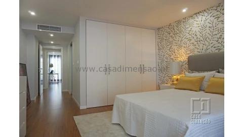 Apartamento T2 para Venda em Oeiras e São Julião da Barra, Paço de Arcos e Caxias