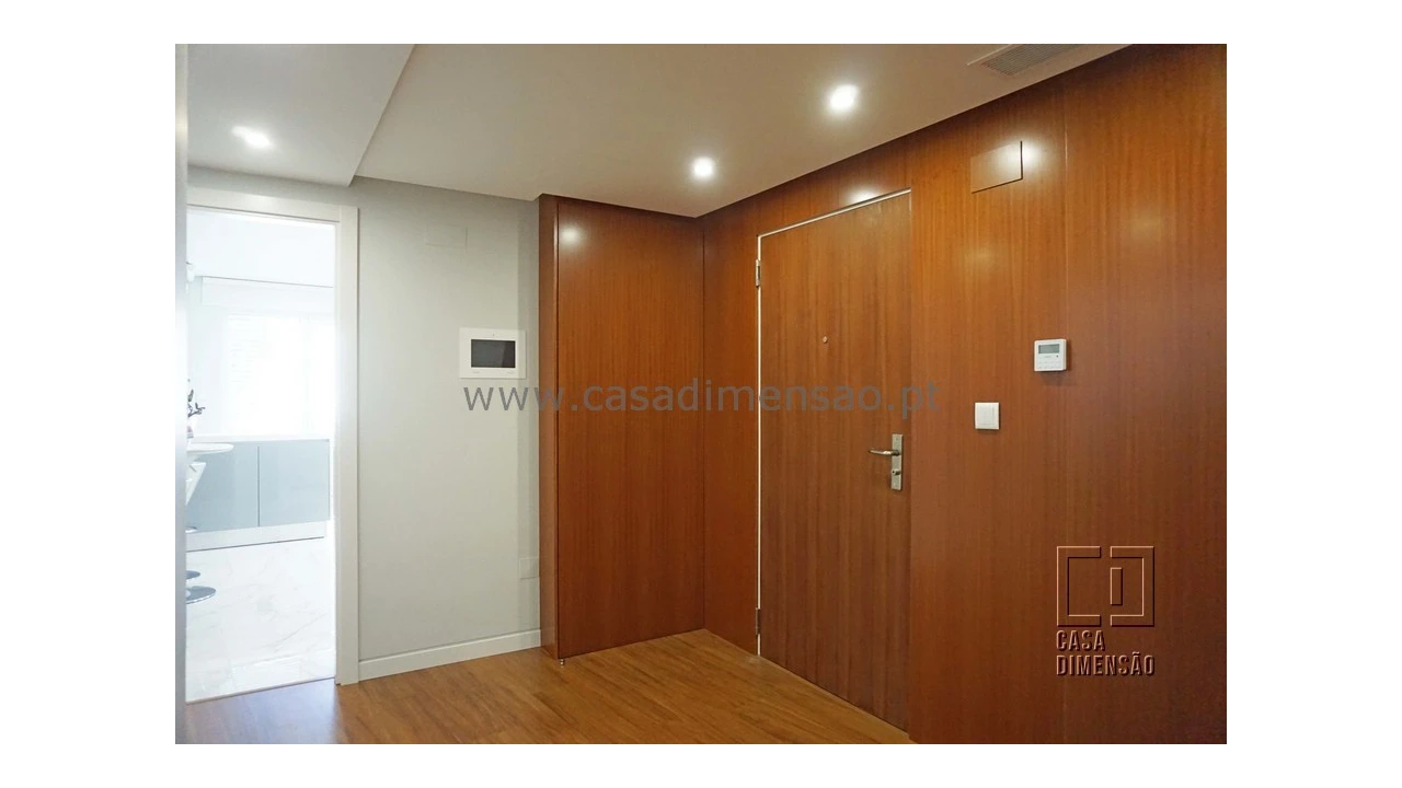 Apartamento T4 para Venda em Oeiras e São Julião da Barra, Paço de Arcos e Caxias Foto 3