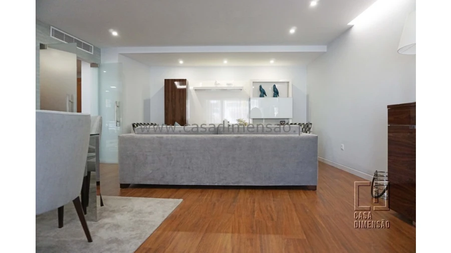 Apartamento T4 para Venda em Oeiras e São Julião da Barra, Paço de Arcos e Caxias Foto 14