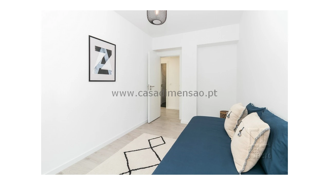 Apartamento T3 para Venda em Carnide Foto 15