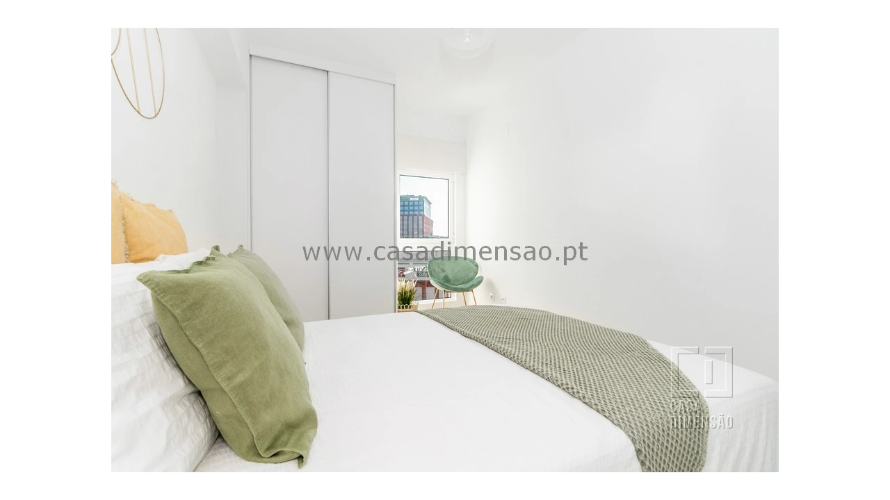 Apartamento T3 para Venda em Carnide Foto 17