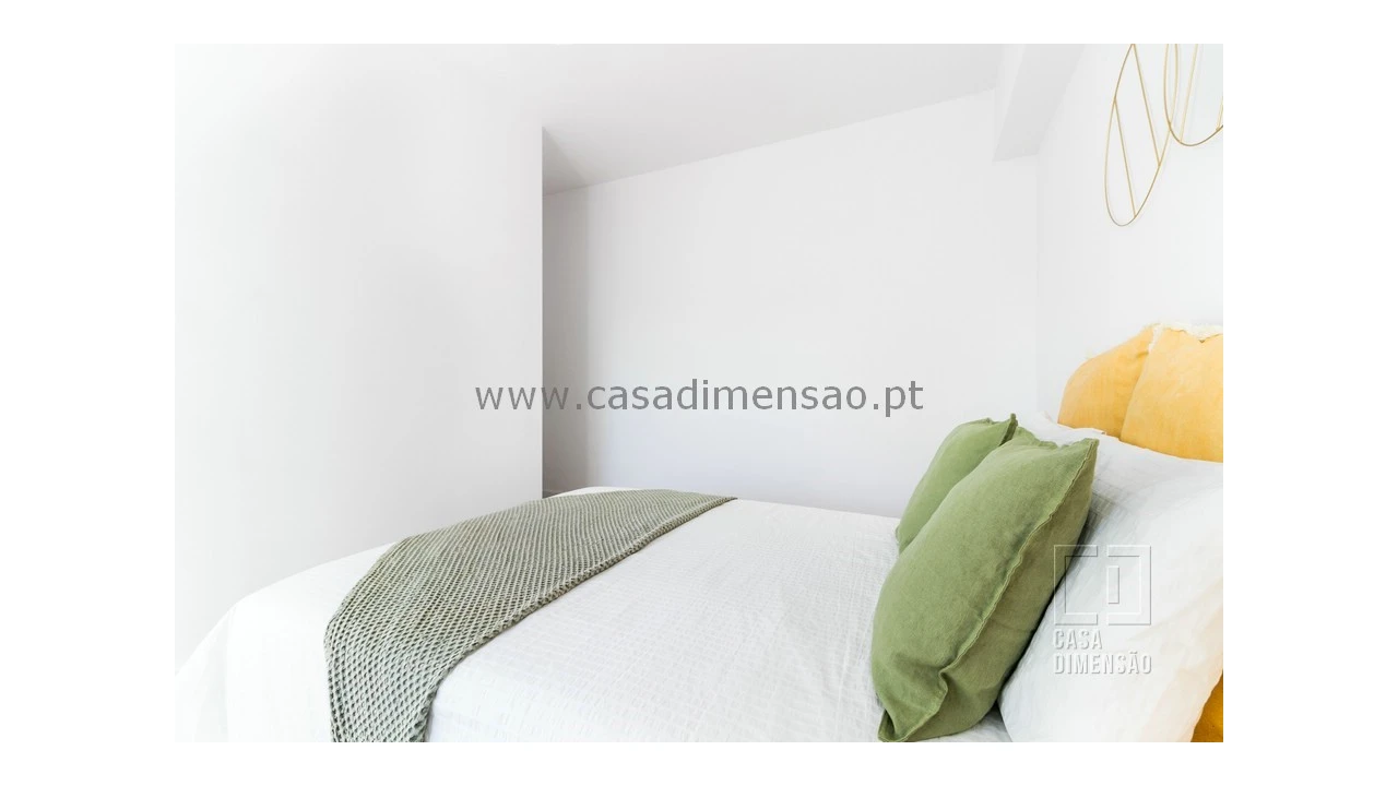 Apartamento T3 para Venda em Carnide Foto 18