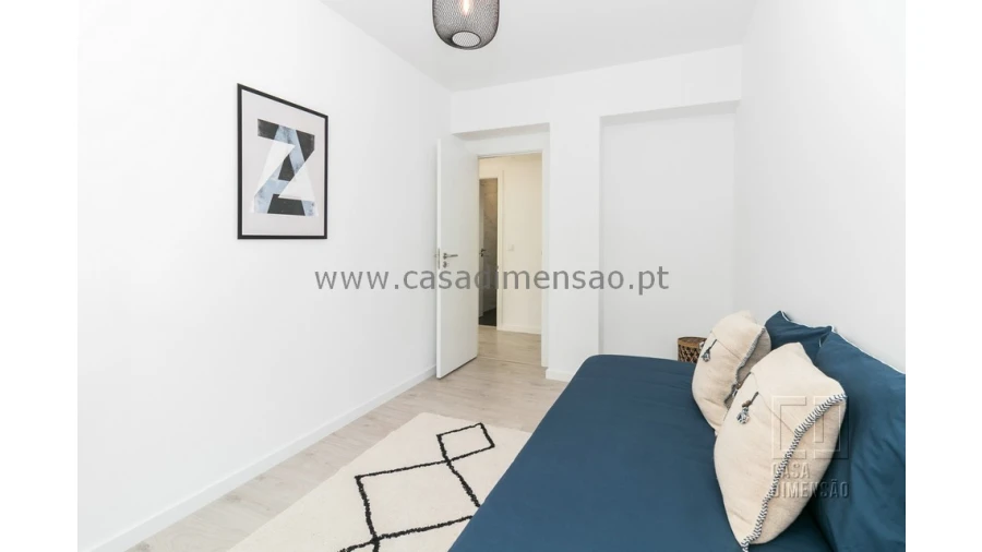Apartamento T3 para Venda em Carnide Foto 15