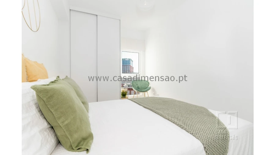 Apartamento T3 para Venda em Carnide Foto 17