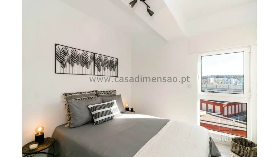 Apartamento T3 para Venda em Carnide Foto 22