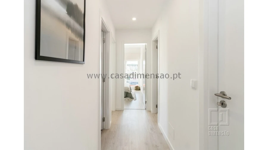 Apartamento T3 para Venda em Carnide Foto 30