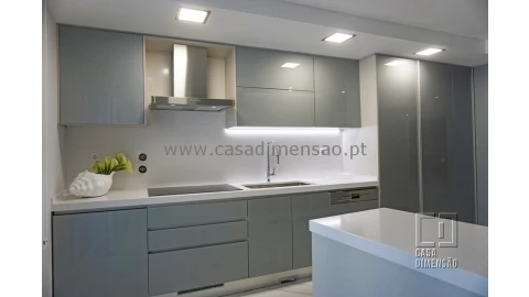Apartamento T3 para Venda em Oeiras e São Julião da Barra, Paço de Arcos e Caxias