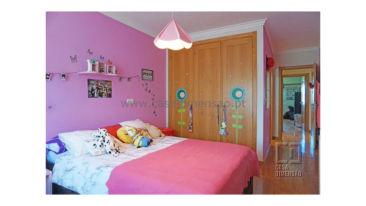 Apartamento T4 para Venda em Venteira Foto 38
