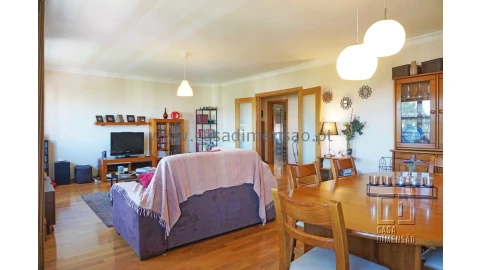 Apartamento T4 para Venda em Venteira