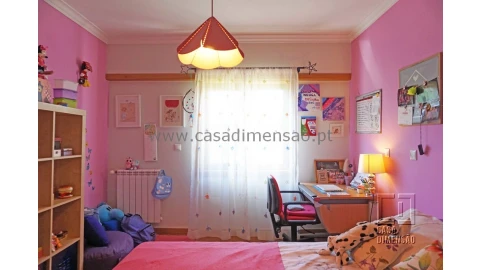 Apartamento T4 para Venda em Venteira