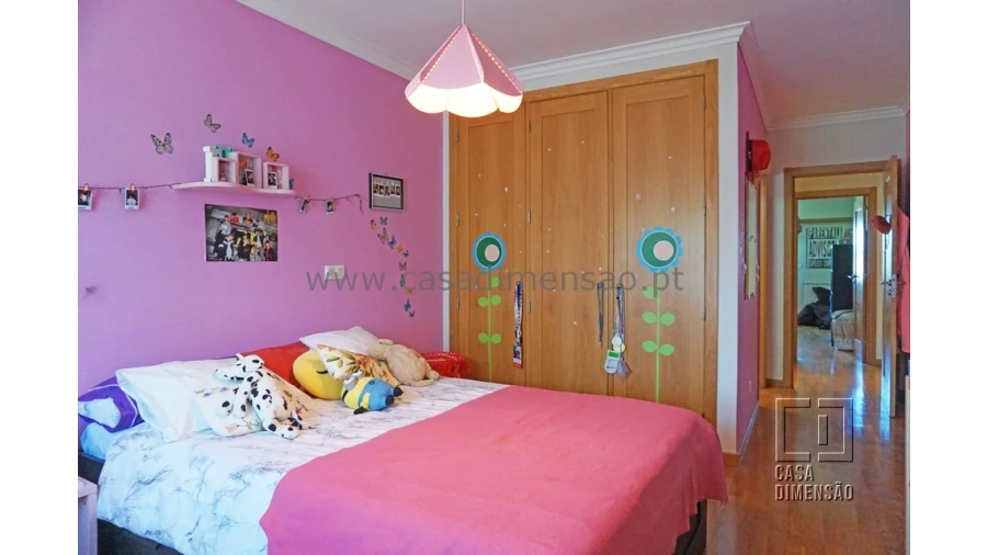 Apartamento T4 para Venda em Venteira Foto 38