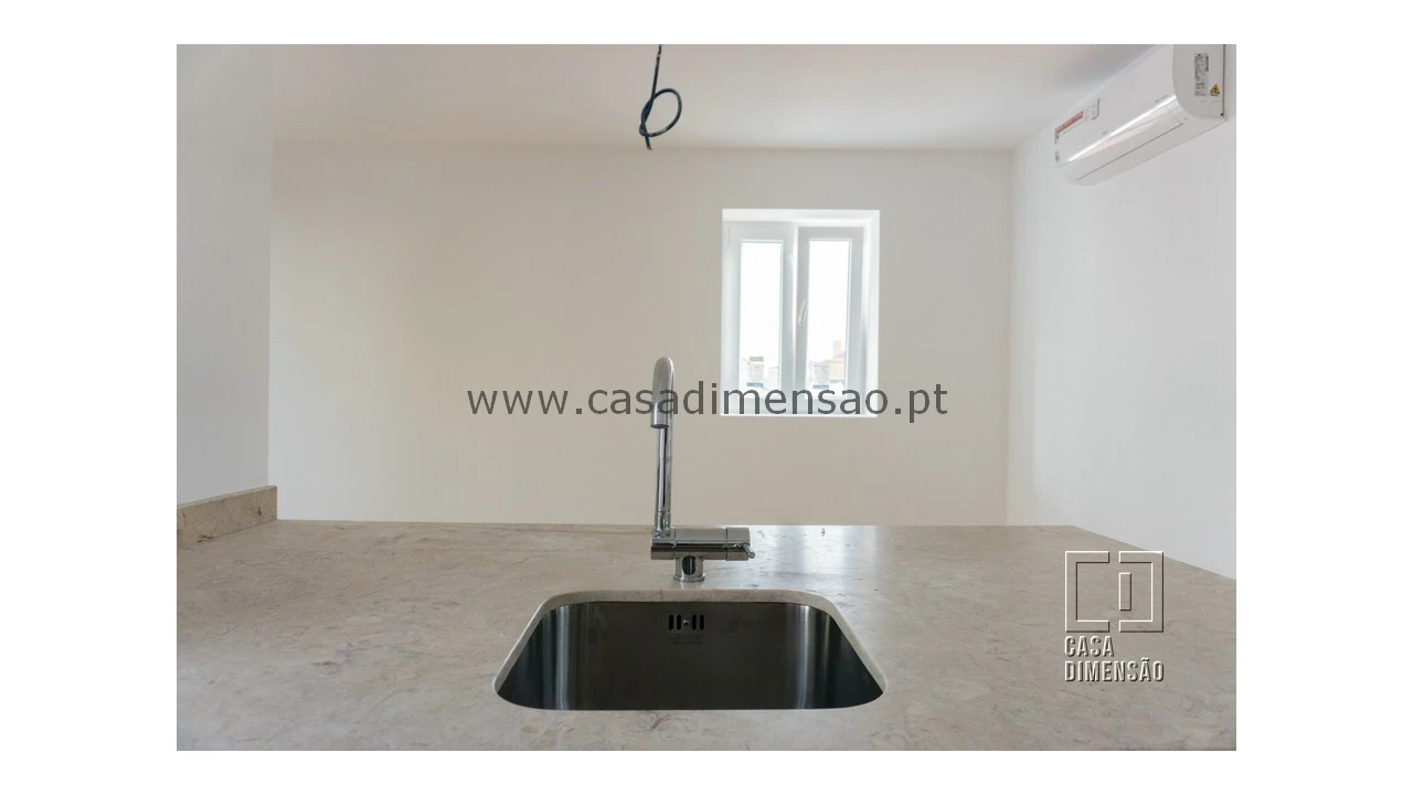 Apartamento T3 para Venda em Ajuda Foto 14