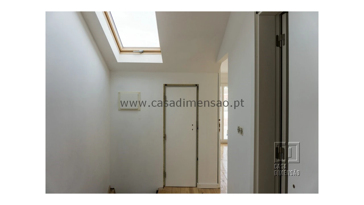 Apartamento T3 para Venda em Ajuda Foto 25