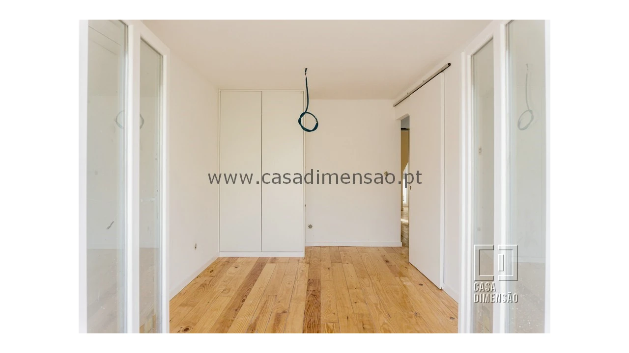 Apartamento T3 para Venda em Ajuda Foto 35