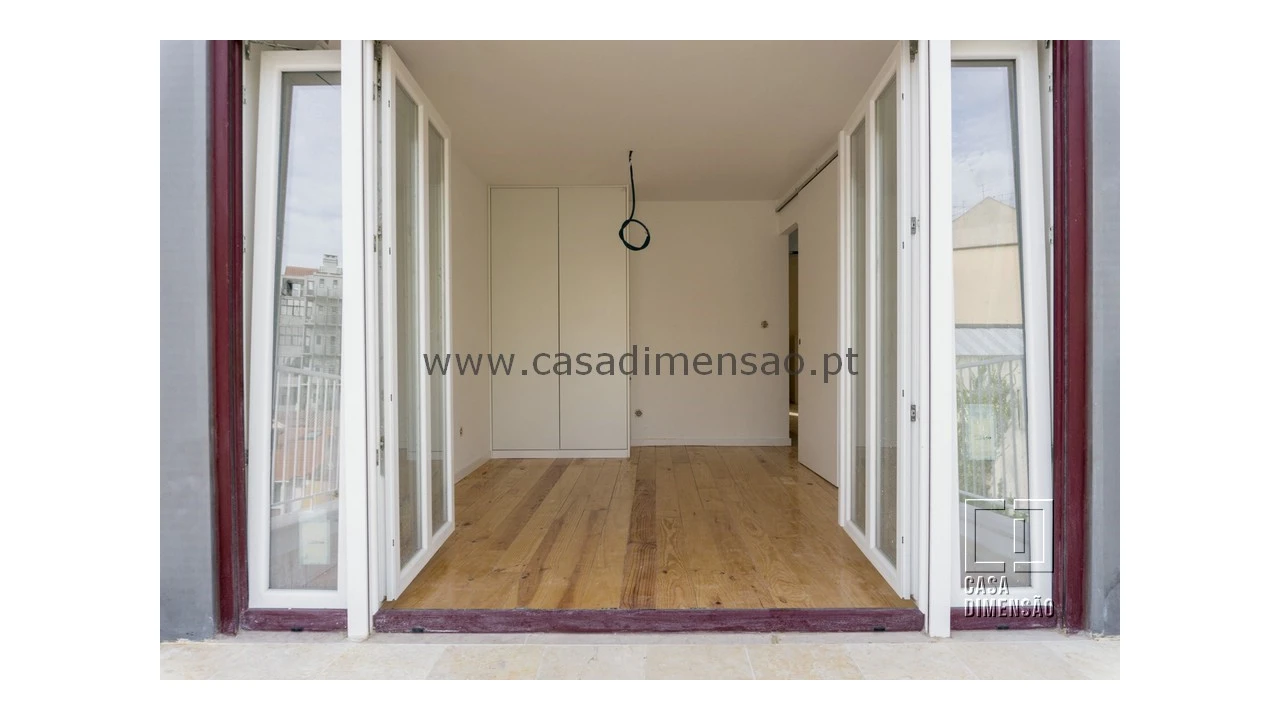 Apartamento T3 para Venda em Ajuda Foto 36
