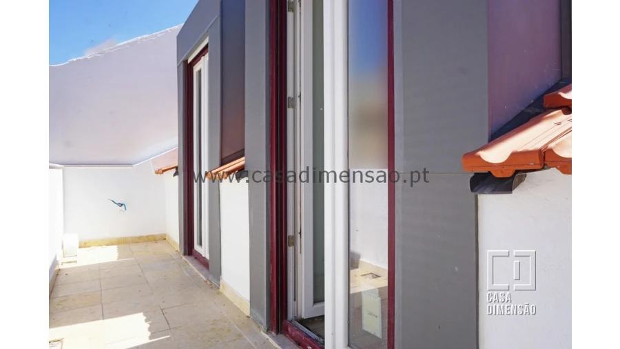 Apartamento T3 para Venda em Ajuda Foto 32