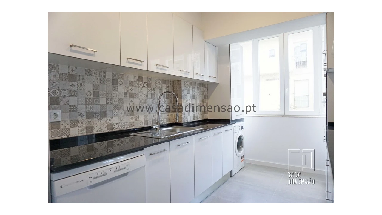 Apartamento T2 para Venda em Carnaxide e Queijas Foto 11