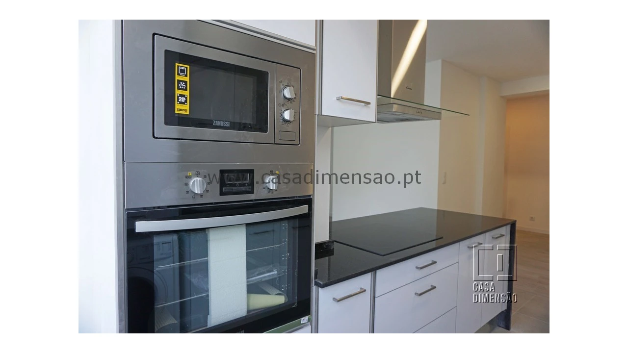 Apartamento T2 para Venda em Carnaxide e Queijas Foto 13
