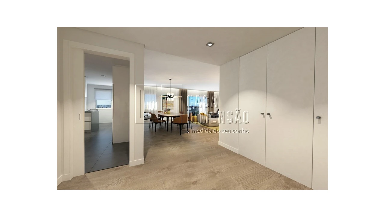 Apartamento T4 para Venda em Porto Salvo Foto 56