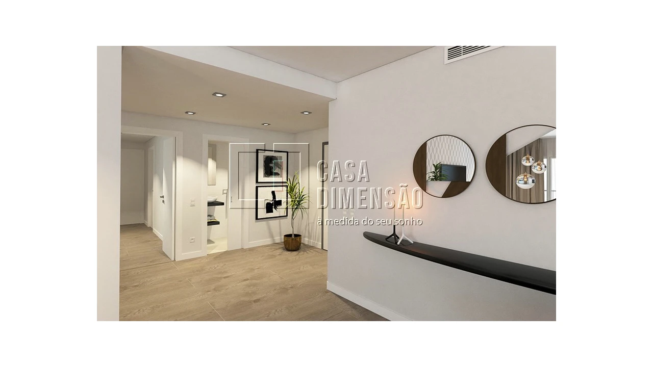 Apartamento T4 para Venda em Porto Salvo Foto 57