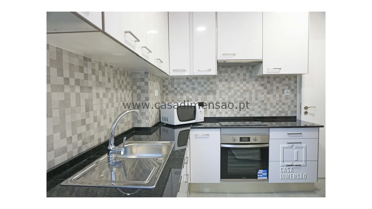 Apartamento T2 para Venda em Venteira Foto 1