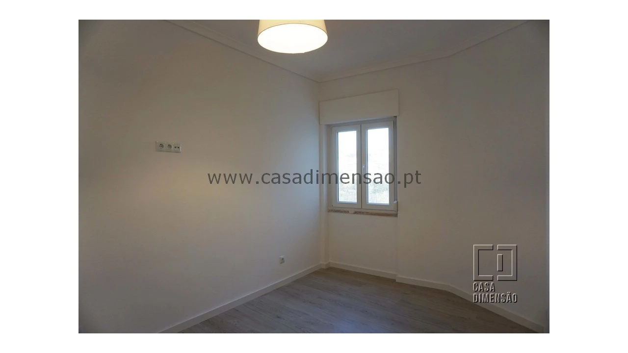 Apartamento T2 para Venda em Venteira Foto 13