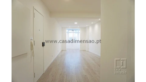 Apartamento T2 para Venda em Venteira
