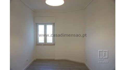 Apartamento T2 para Venda em Venteira