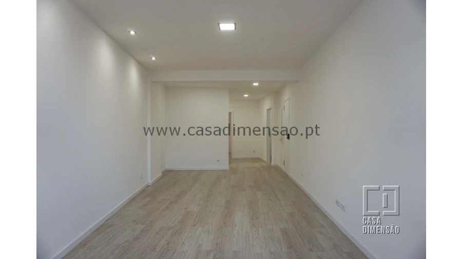 Apartamento T2 para Venda em Venteira Foto 6