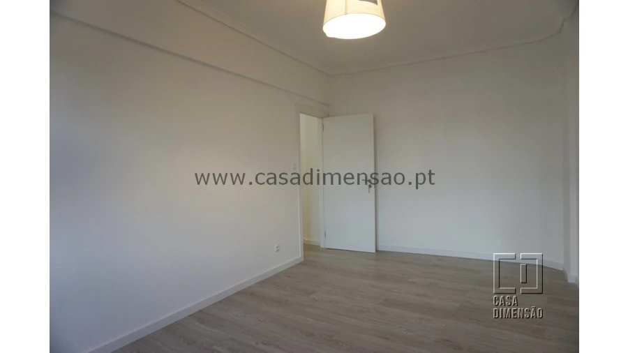Apartamento T2 para Venda em Venteira Foto 12