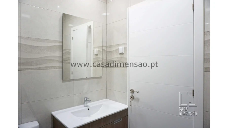Apartamento T2 para Venda em Venteira Foto 18
