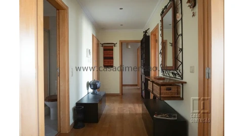 Apartamento T2 para Venda em Venteira