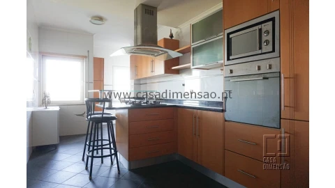Apartamento T2 para Venda em Venteira