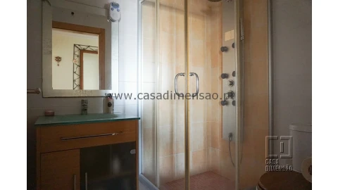 Apartamento T2 para Venda em Venteira