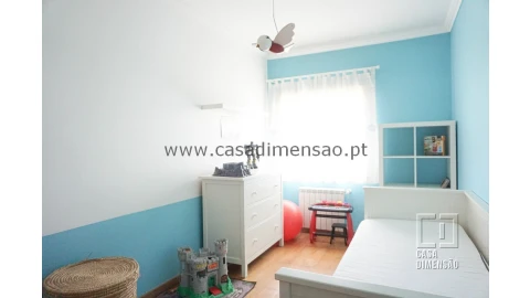 Apartamento T2 para Venda em Venteira